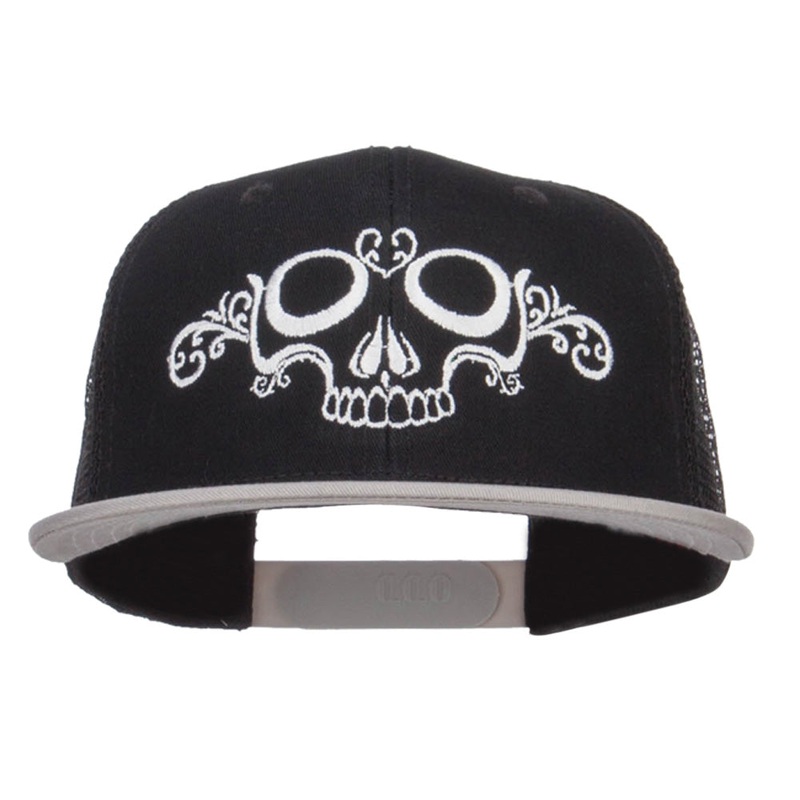 Dead Skull Art Embroidered Mesh Snapback Grey Black One Size
