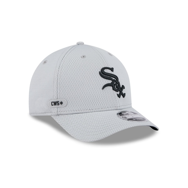 Chicago White Sox 2025 Clubhouse Gray 9FORTY M-Crown Snapback Hat One Size