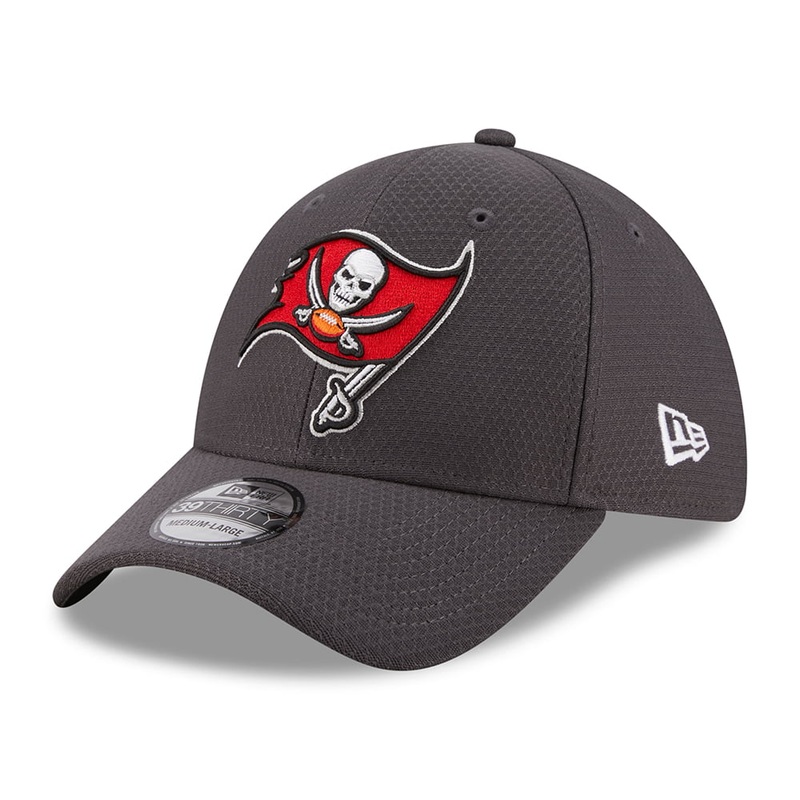 New Era 39THIRTY Tampa Bay Buccaneers Baseball Cap – NFL Hex Tech – Graphite Small/Medium
