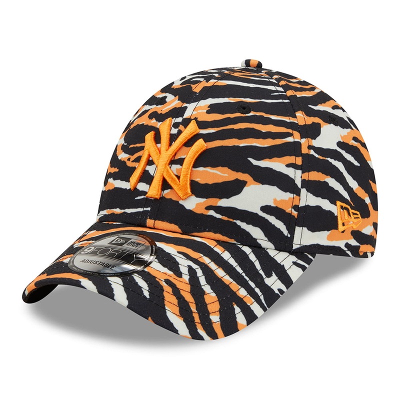 New Era 9FORTY New York Yankees Baseball Cap – MLB AOP Camo Print – Stone-Orange Adjustable