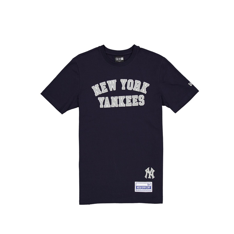 New York Yankees Team Color Logo Select T-Shirt S