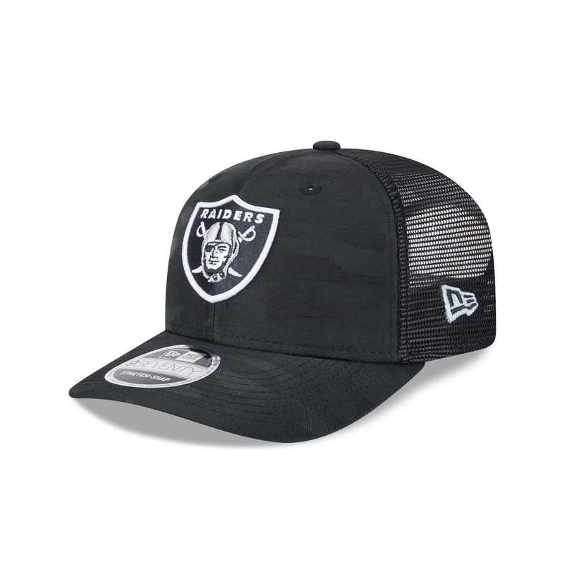Las Vegas Raiders Camo 9SEVENTY Trucker Stretch-Snap Hat One Size