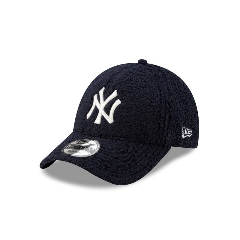 New York Yankees Borg 9FORTY Adjustable Hat One Size