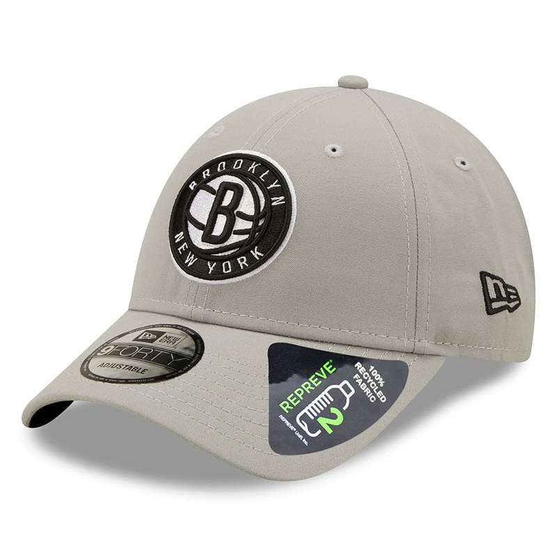 New Era 9FORTY Brooklyn Nets Baseball Cap – NBA Monochrome – Grey Adjustable