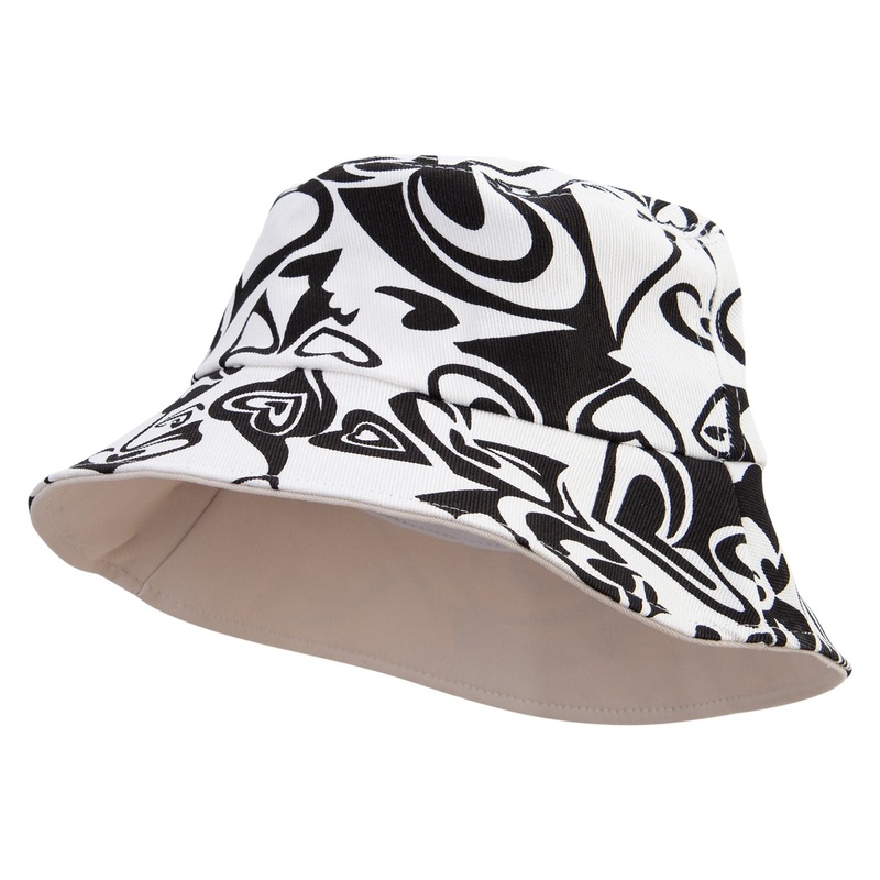 Women’s Heart Design Bucket Hat Black One Size