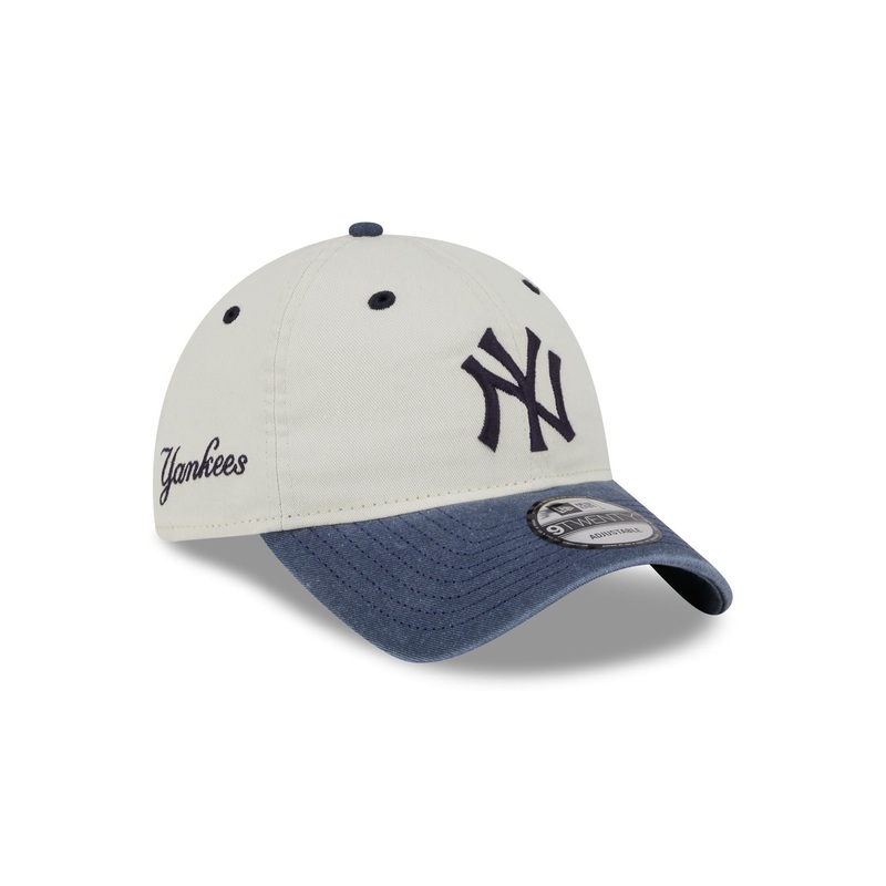 New York Yankees Classic Sidescript 9TWENTY Adjustable Hat One Size