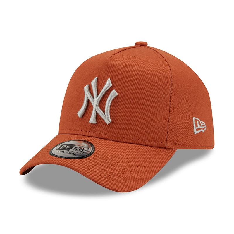 New Era 39THIRTY New York Yankees Baseball Cap – Colour Essential – Burnt Orange-White Small/Medium