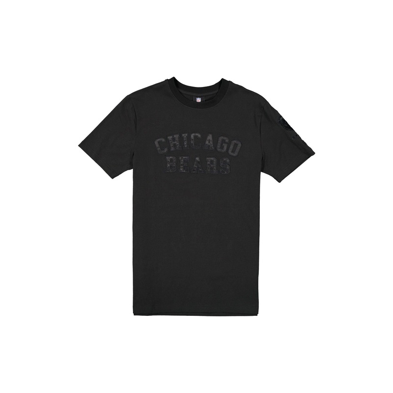 Chicago Bears Black on Black Logo Select T-Shirt S