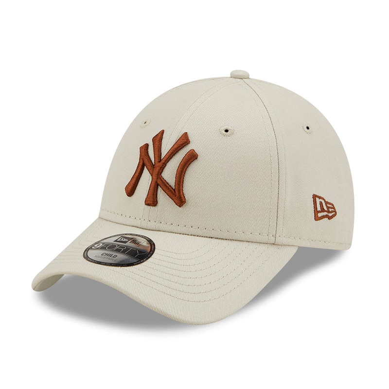 New Era Kids 9FORTY New York Yankees Baseball Cap – League Essential – Stone-Caramel CHILD ADJ.