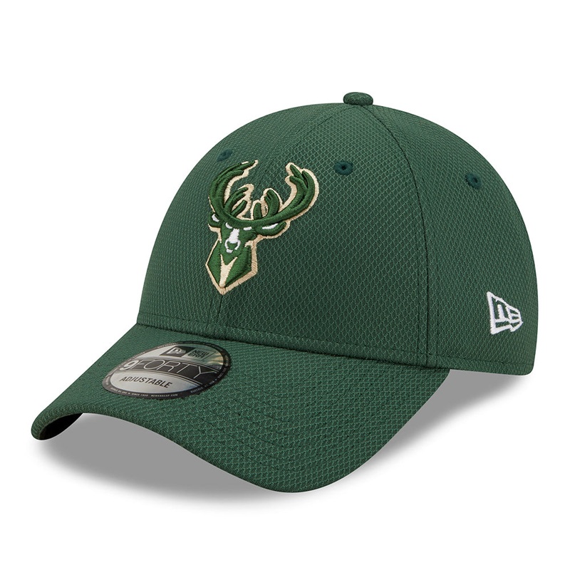 New Era 9FORTY Milwaukee Bucks Baseball Cap – NBA Diamond Era – Green Adjustable