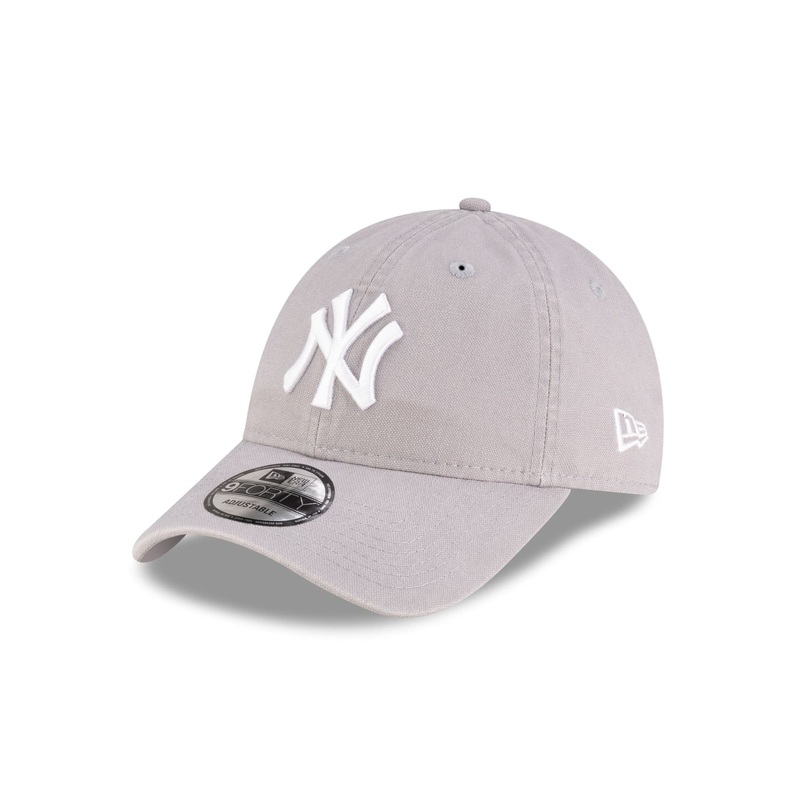 New York Yankees Gray Duck Canvas 9FORTY Adjustable Hat One Size