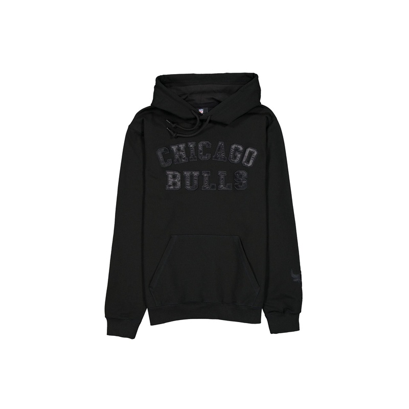 Chicago Bulls Black on Black Logo Select Hoodie S