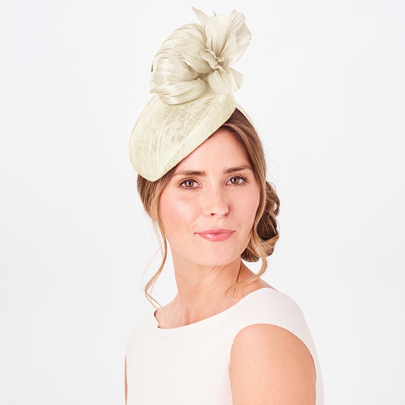 Failsworth Hats Eleanor Flower Pillbox Hat – Ivory 1-Size