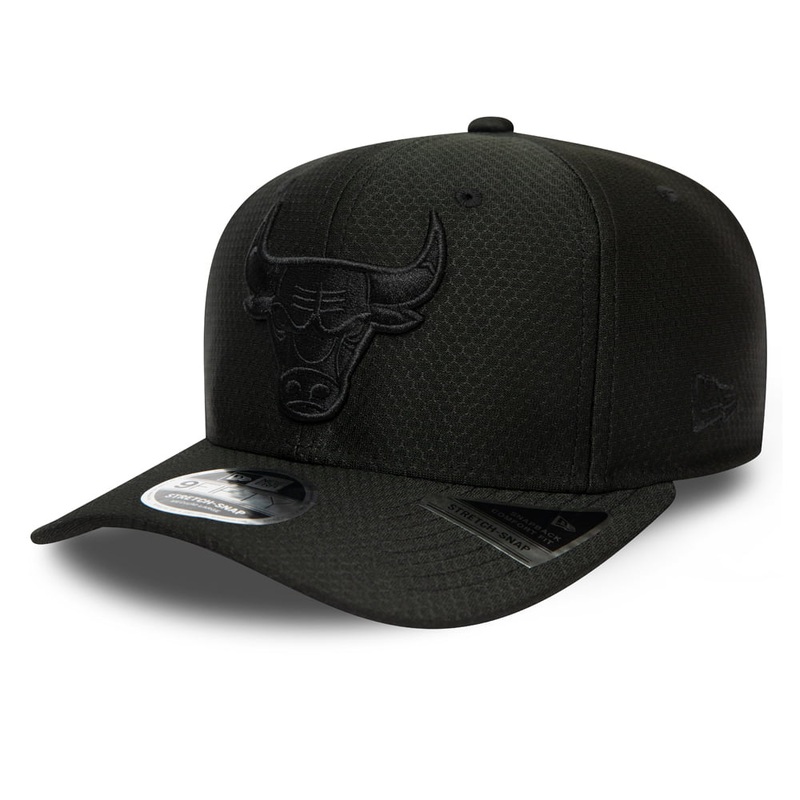 New Era 9FIFTY Chicago Bulls Snapback Cap – NBA Tonal Team Stretch Snap – Black Small/Medium