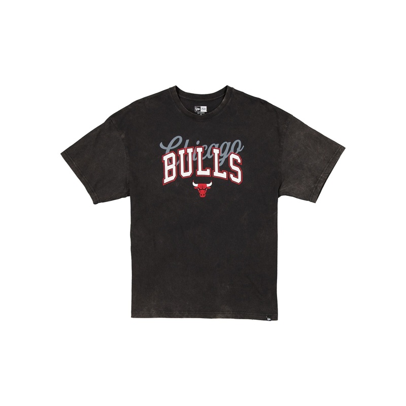 Chicago Bulls Women’s Oversized Washed Black T-Shirt XS