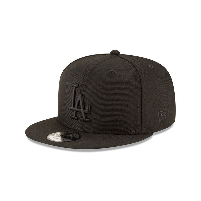 Los Angeles Dodgers Basic Black on Black 9FIFTY Snapback Hat One Size
