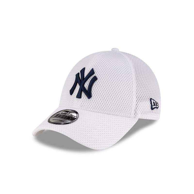 New York Yankees Air Mesh White 9FORTY Strapback Hat One Size