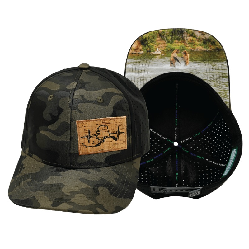 Alaska Hat – Baseball Hat Fit – Tan Camo / Black – Laser Mesh