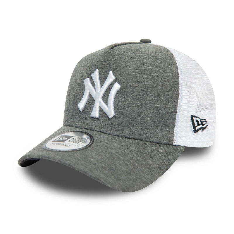 New Era 9FORTY New York Yankees A-Frame Trucker Cap – Jersey Essential – Grey-White Adjustable