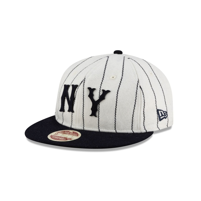 New York Yankees Heritage Pinstripe Retro Crown 9FIFTY Strapback Hat One Size