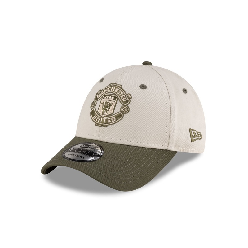 Manchester United FC Ivory 9FORTY Adjustable Hat One Size