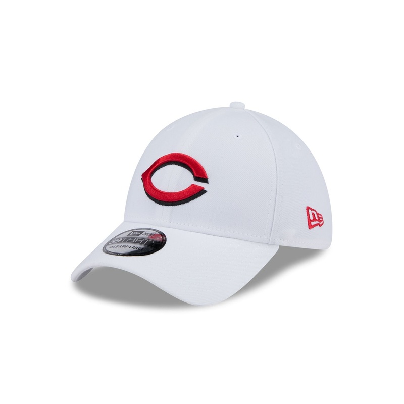 Cincinnati Reds Optic White 39THIRTY Stretch Fit Hat S/M