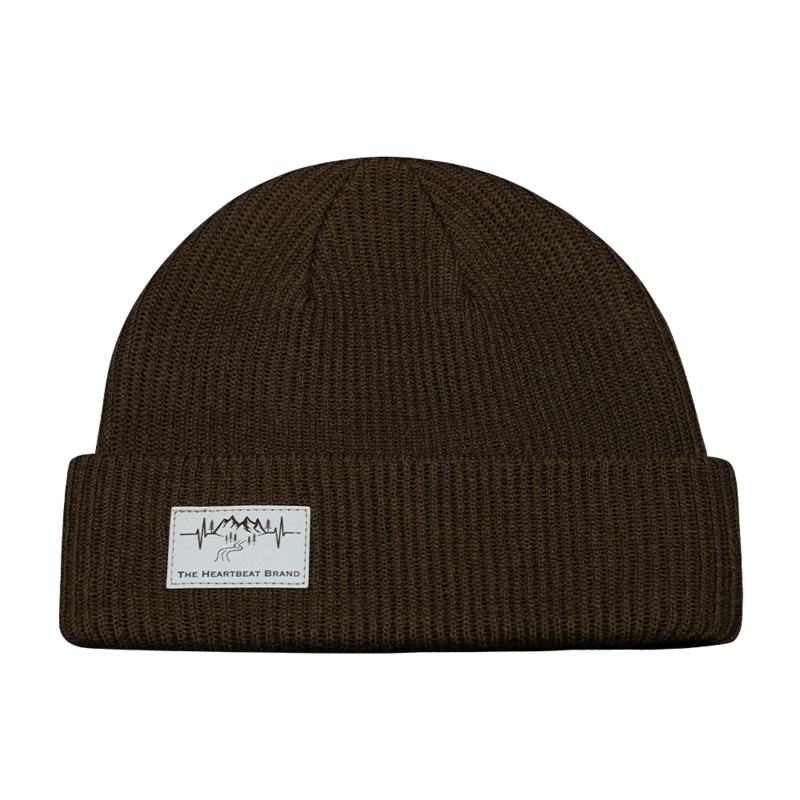 Mountains Beanie – Cuffed – Chocolate