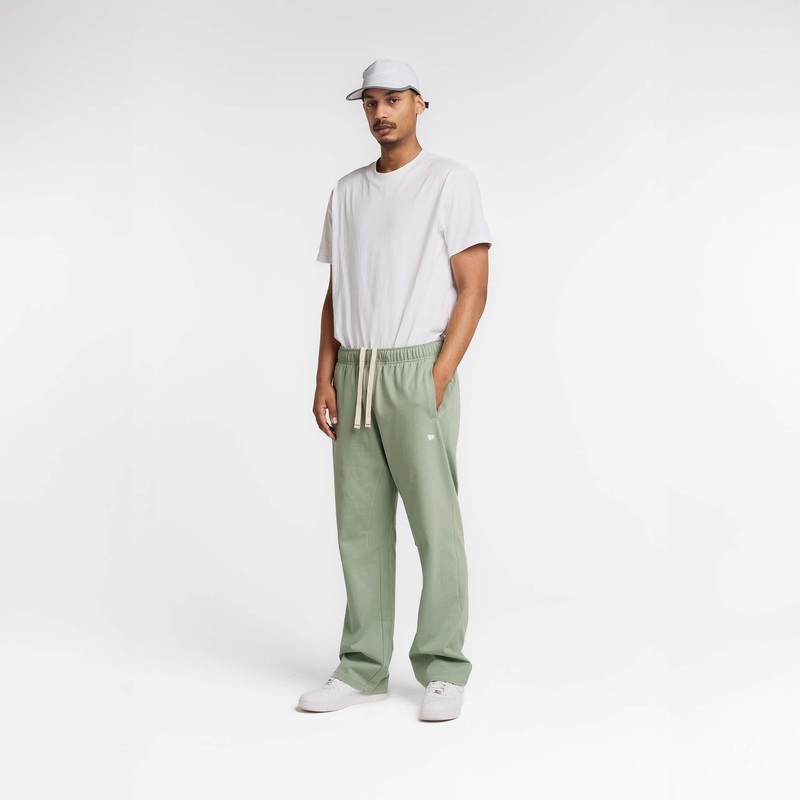 New Era Branded Alden Everest Green Sweatpants S