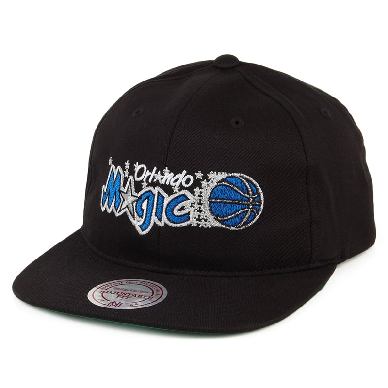Mitchell & Ness Orlando Magic Snapback Cap – Team Logo Deadstock – Black Adjustable