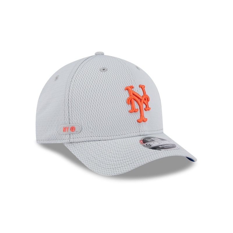 New York Mets 2025 Clubhouse Gray 9FORTY M-Crown Snapback Hat One Size