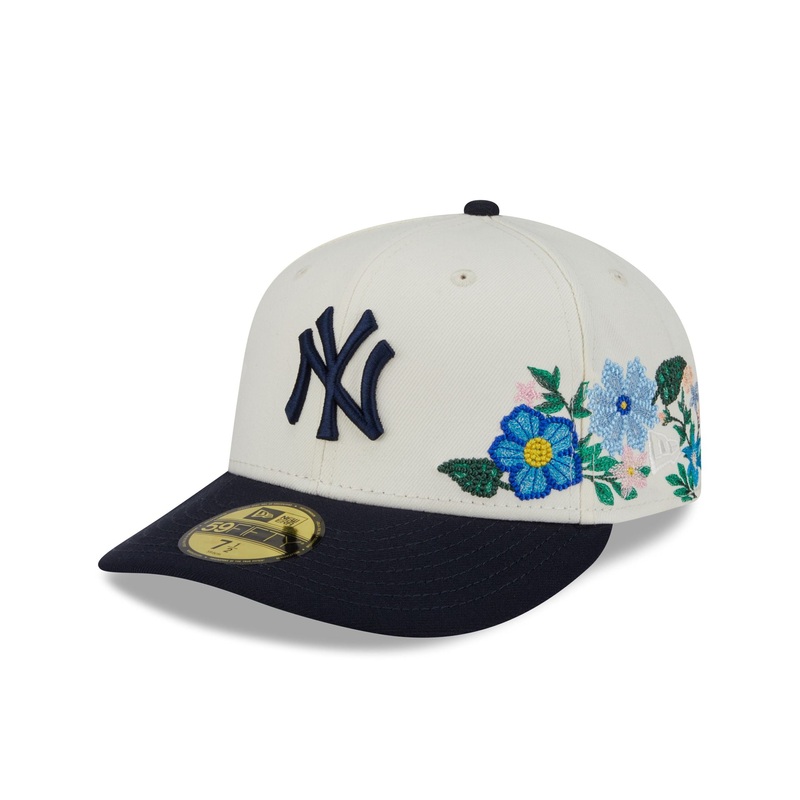 New York Yankees Tonal Florals White 59FIFTY Fitted Hat 7