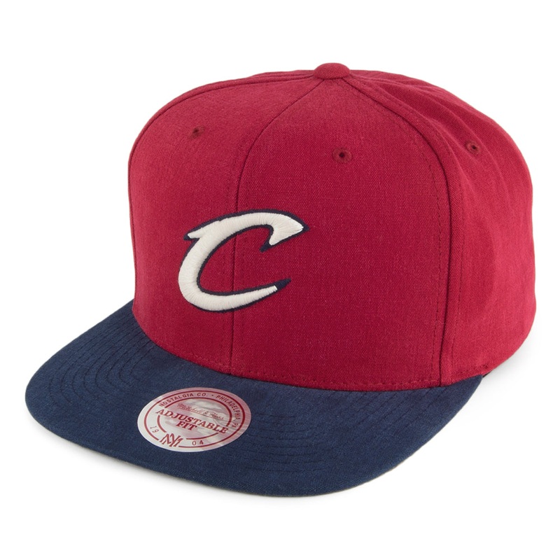 Mitchell & Ness Cleveland Cavaliers Snapback Cap – Burgundy-Navy Adjustable