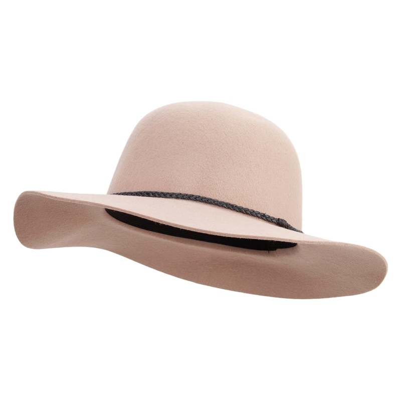 Women’s Leatherette Band Dressy Hat Camel One Size