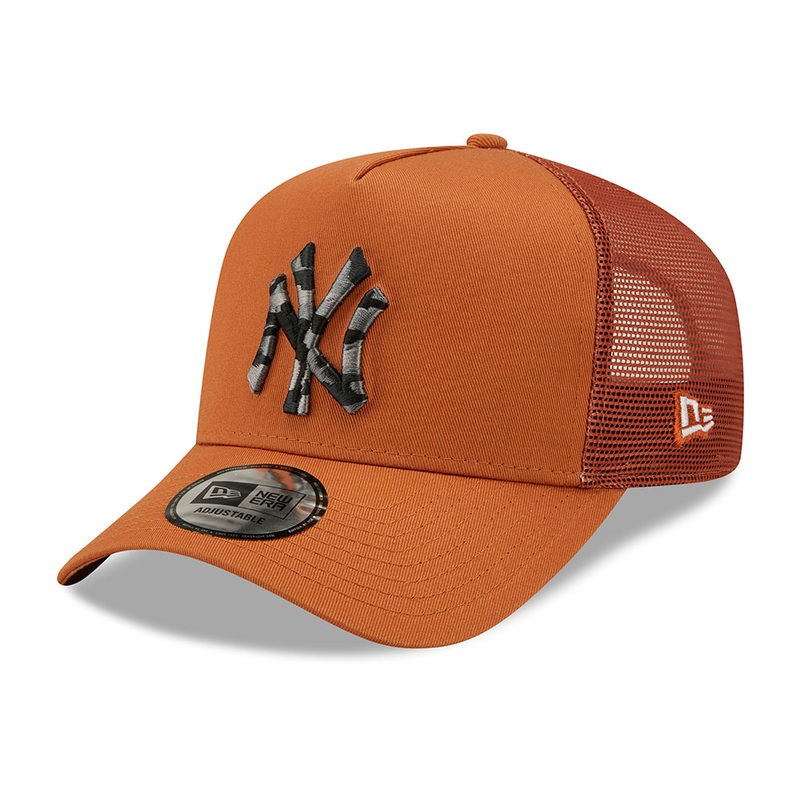 New Era 9FORTY New York Yankees A-Frame Trucker Cap – MLB Camo Infill – Toffee-Camo Adjustable