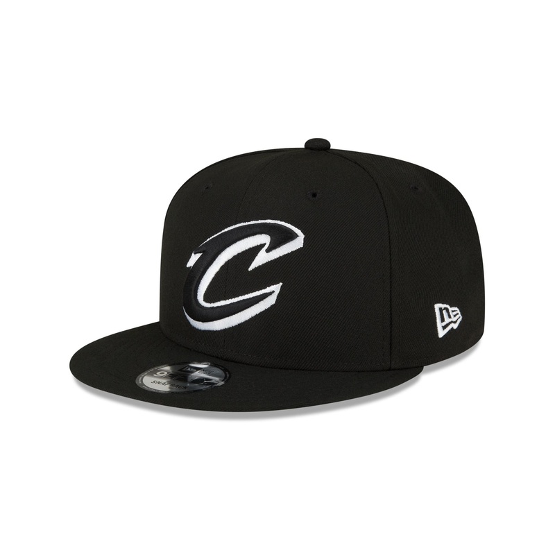 Cleveland Cavaliers Basic Black & White 9FIFTY Snapback Hat One Size