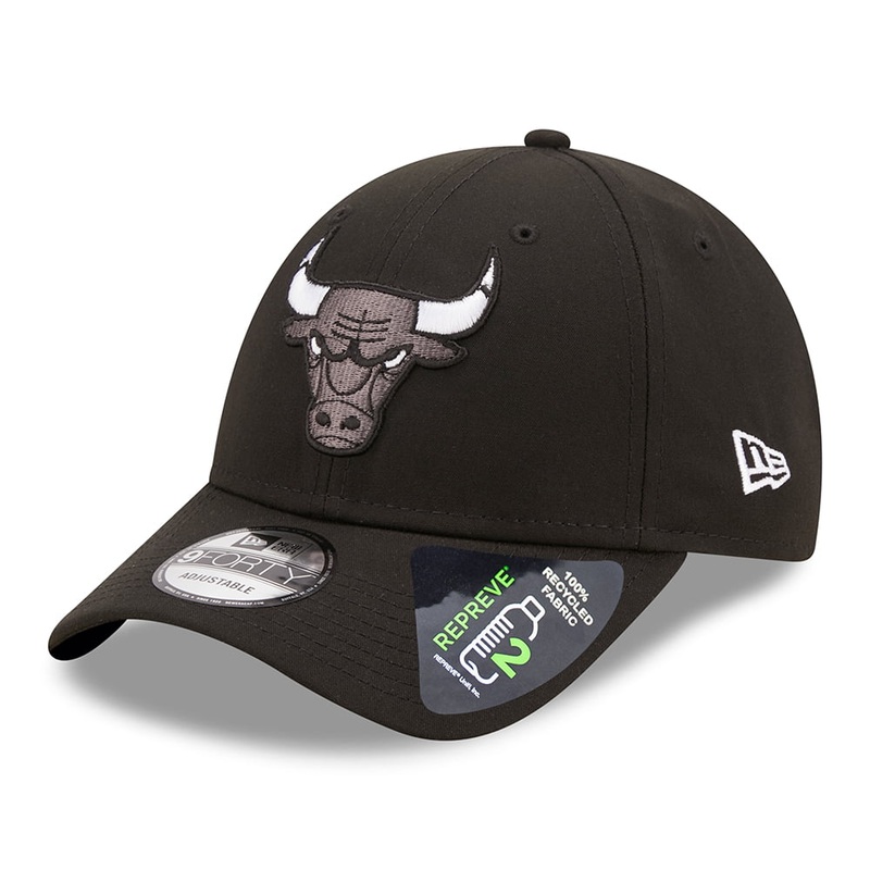New Era 9FORTY Chicago Bulls Baseball Cap – NBA Monochrome – Black Adjustable