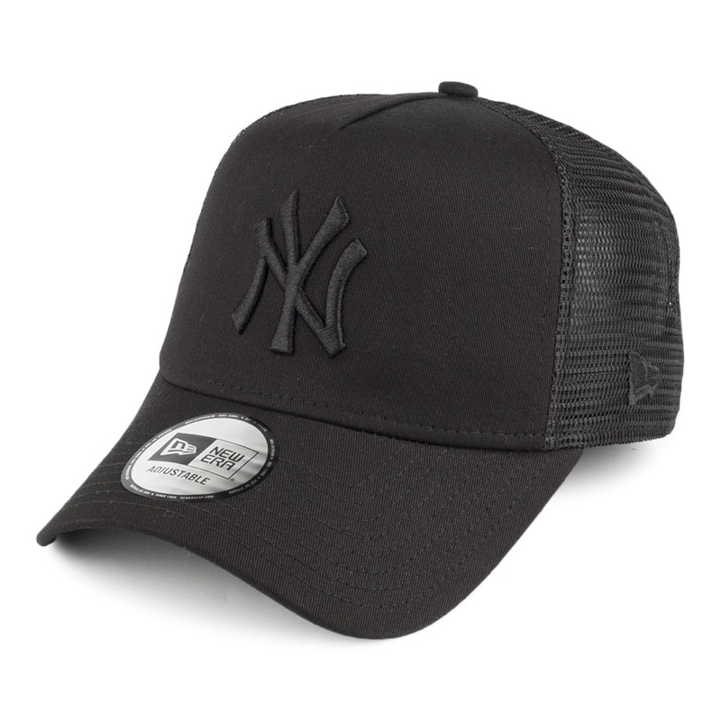 New Era New York Yankees A-Frame Trucker Cap – MLB Clean Trucker – Black On Black Adjustable