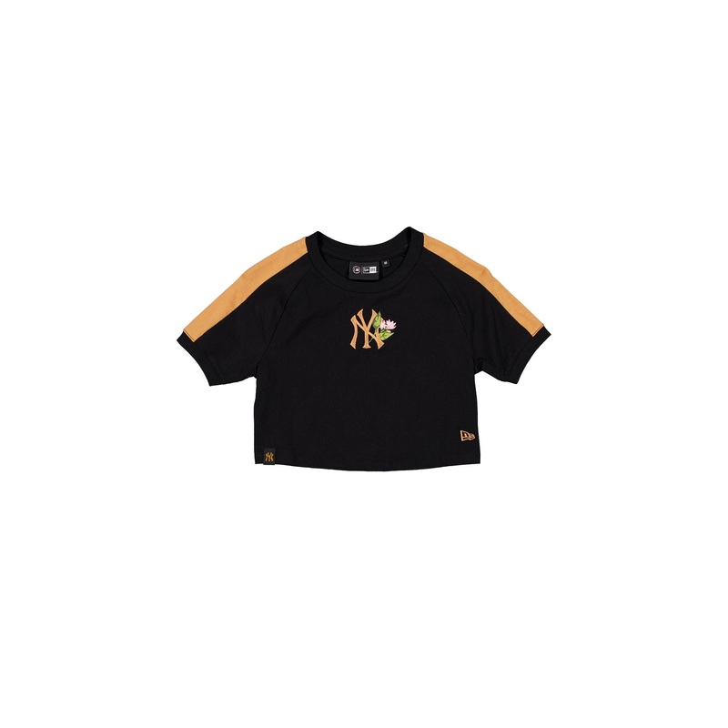 New York Yankees Women’s Cropped Black Floral T-Shirt XS