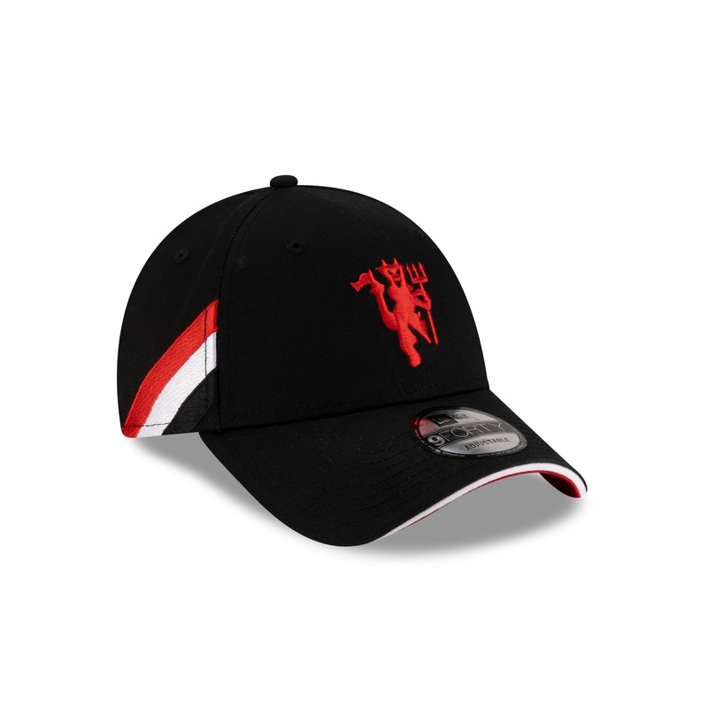 Manchester United FC Flag 9FORTY Adjustable Hat One Size